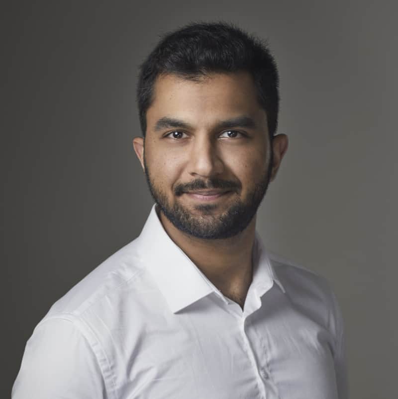 Portrait de Djaved Fazal | FiduInfo Portrait de Djaved Fazal | FiduInfo
